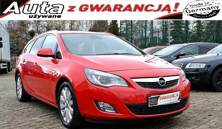samochody osobowe Opel Astra cena 26800 przebieg: 178241, rok produkcji 2011 z Dąbrowa Górnicza